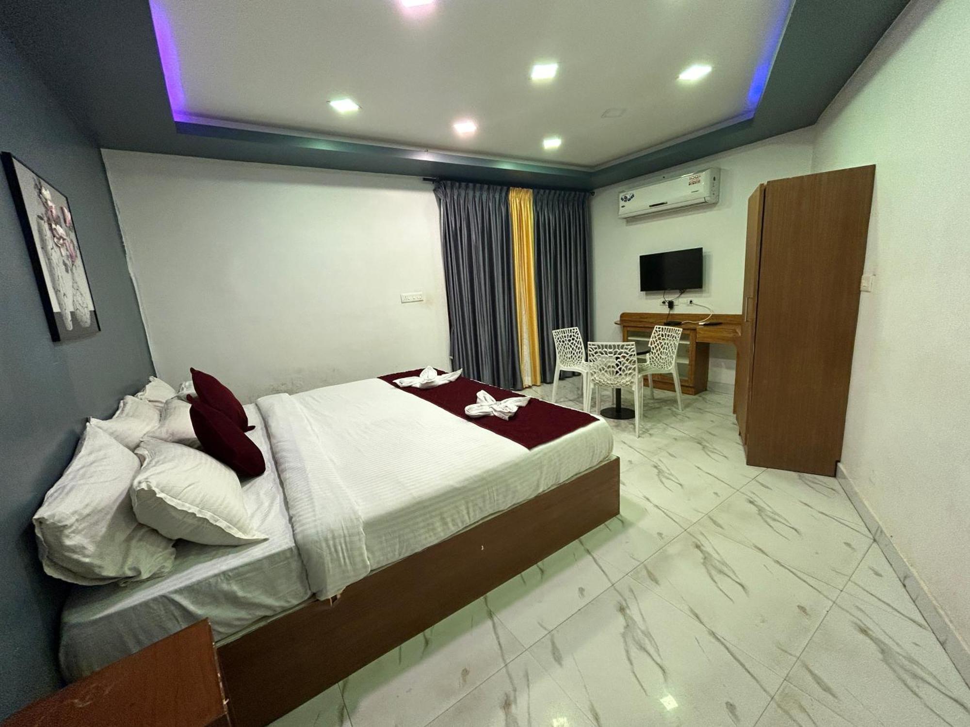 The Elite Beachview Pondicherry Bagian luar foto