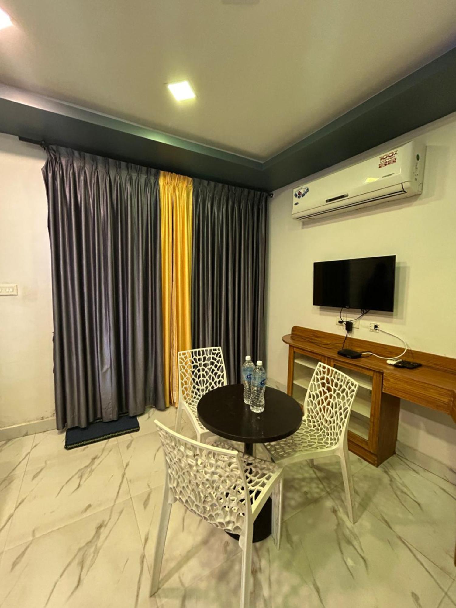 The Elite Beachview Pondicherry Bagian luar foto